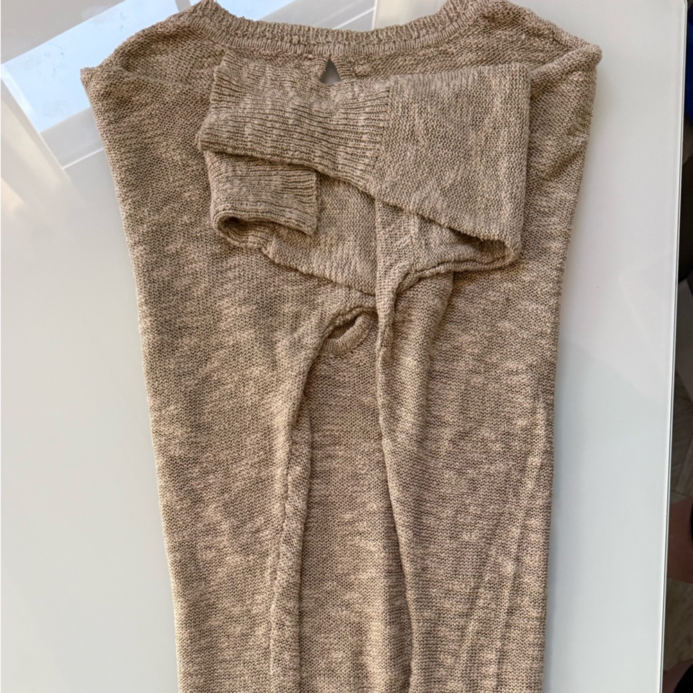 Studio Y gold Knit Women's Sweater - Picture 2 of 11